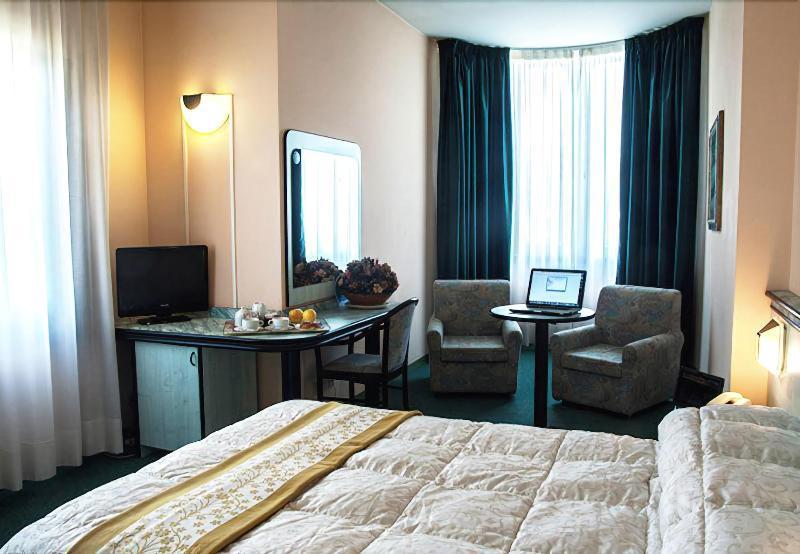 Grand Hotel Serre Rapolano Terme Buitenkant foto